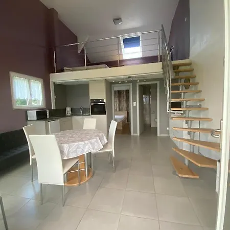 Nyaraló Bretzel Et Cigogne