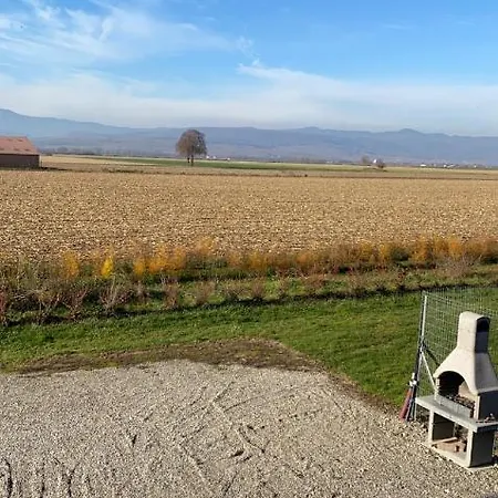 Bretzel Et Cigogne بيت للعطل